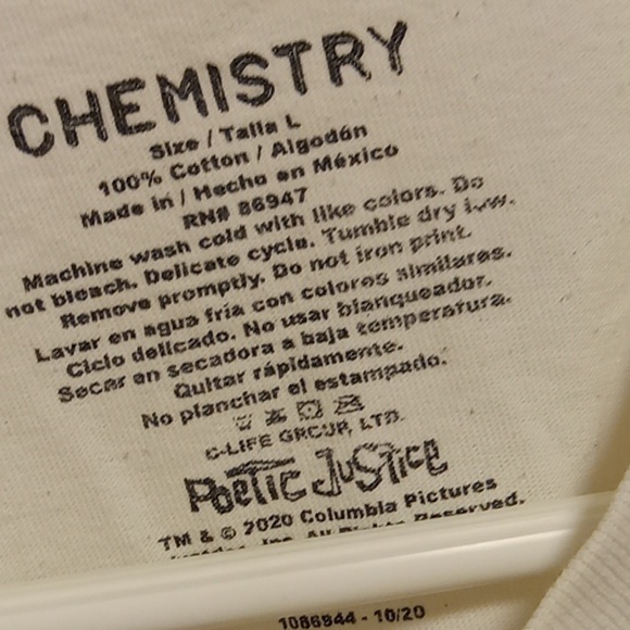 Graphic Tupac Shirt - Picture 4 of 5